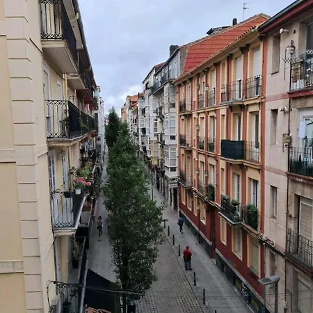 Apartamento Centrico Con Vista A Calle Del Sol Santander